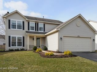 2745 Olympic Ct, Aurora, IL 60503