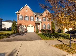 2238 Turnbuckle Ln, Woodbridge, VA 22191