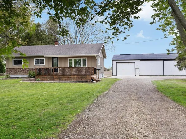 864 McNaughton Ave E, Chatham Kent, ON N7L 0E4