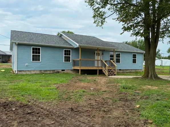 824 Ohio St, Bicknell, IN 47512