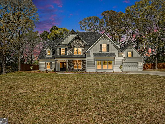 3rd image of 101 Bonnie Lynn Ln