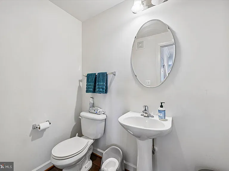 5722 Callcott Way #B — Photo 13