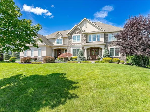 6730 Falcons Pt, Victor, NY 14564