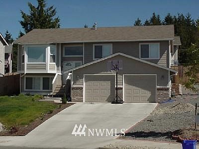 1st image of 3403 Deanna SE
