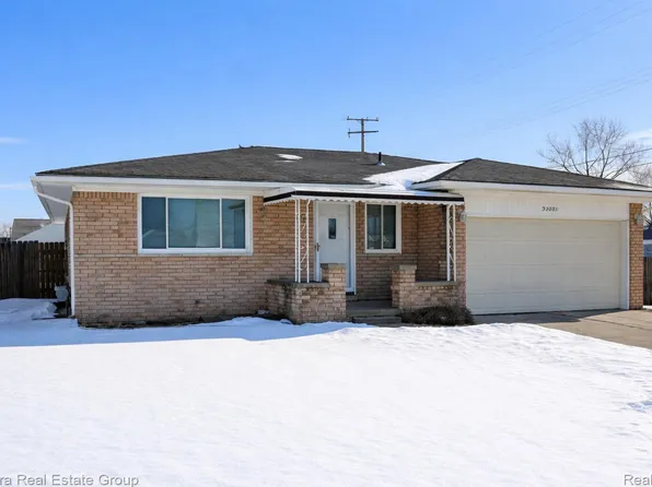 32600 Haggerty Dr, Roseville, MI 48066