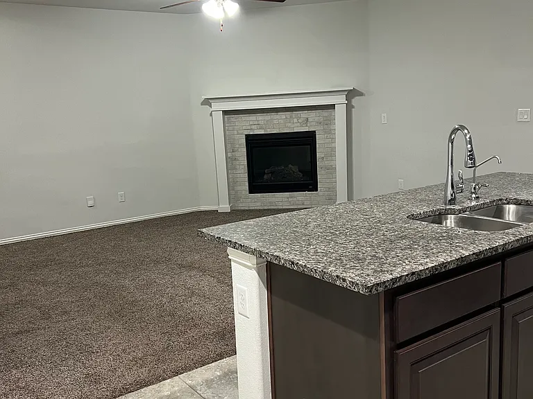 1318 Madrone Ave — Photo 7