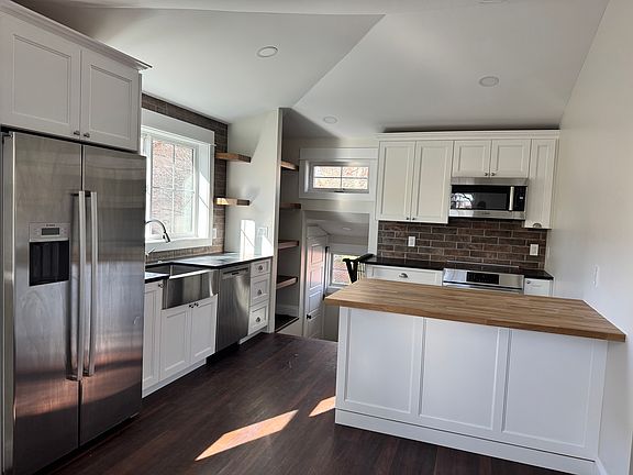 Kitchen with new Bosch appliances