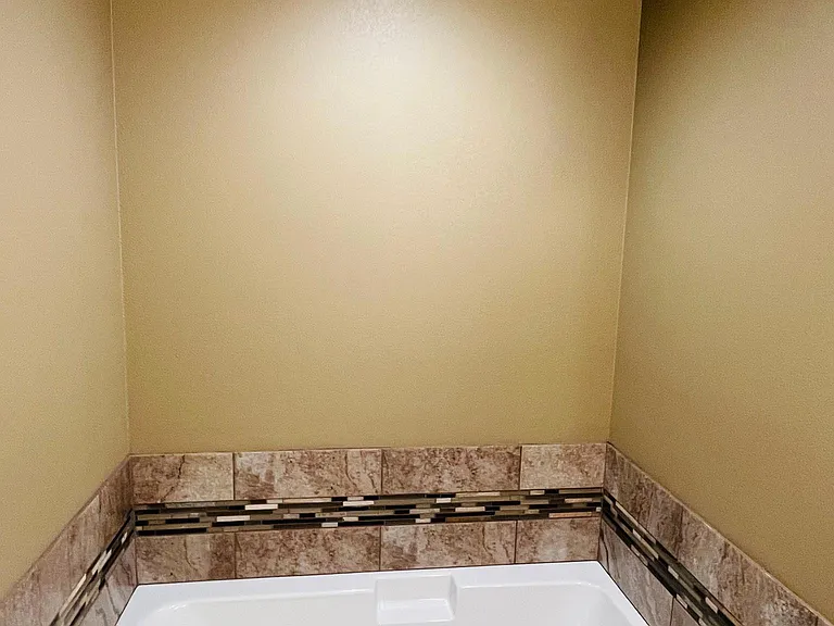 261 Redwood Ln — Photo 13