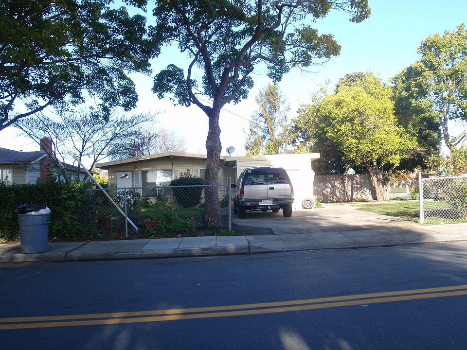 1st image of 471 Hamilton Ave