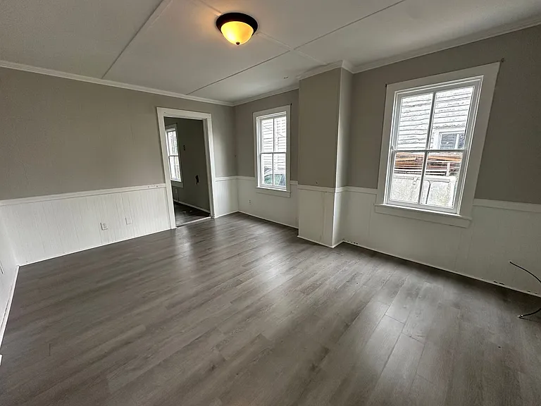 201 W Cypress St — Photo 3