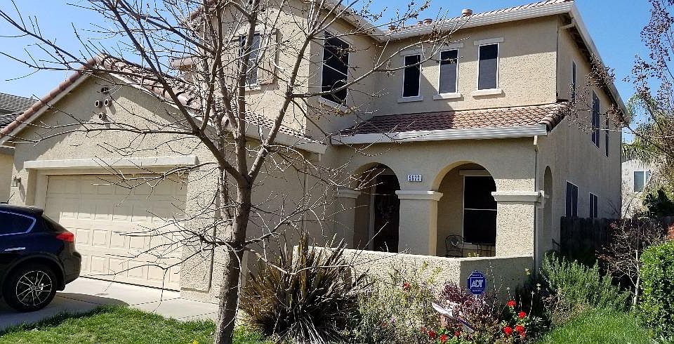 1st image of 5623 Los Pueblos Way