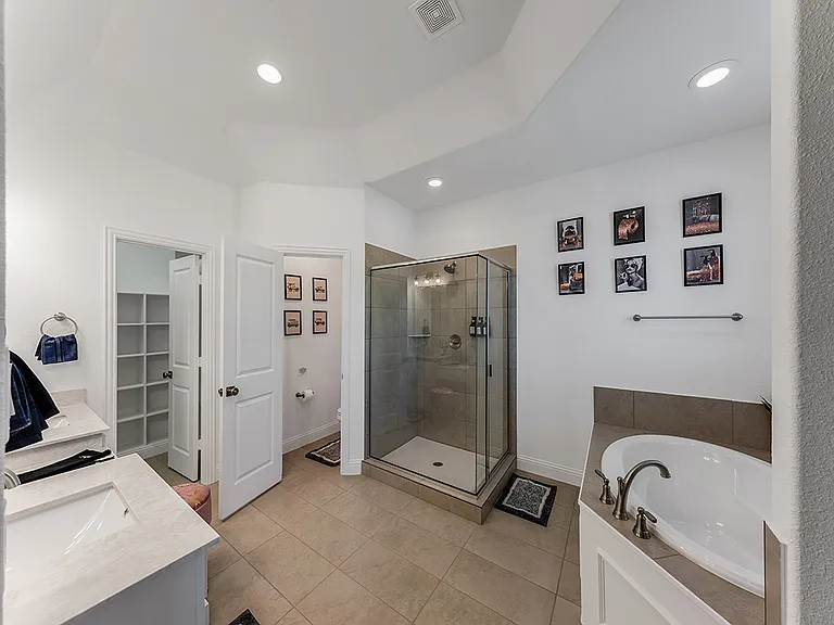 115 Kensington Dr #115 — Photo 49