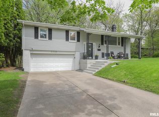 2705 34th Avenue Ct, Rock Island, IL