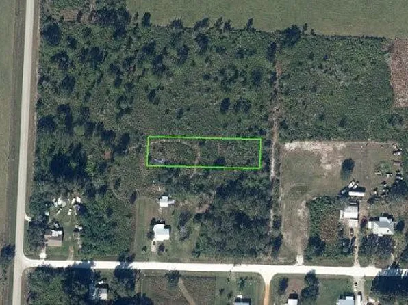 701 Ranchette Dr #13, Lorida, FL 33857