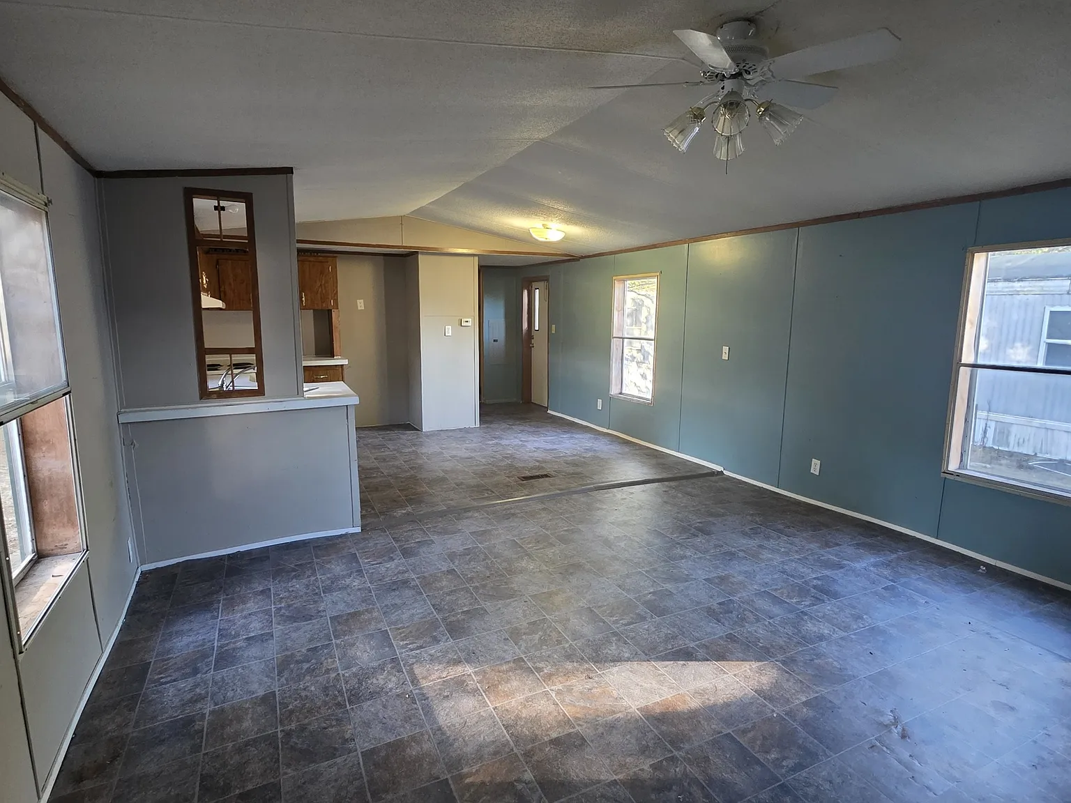 200 Carroll St — Photo 1