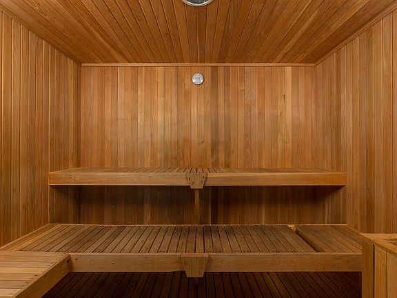 Dry Sauna