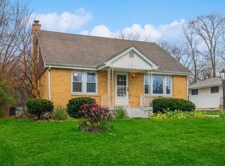 5629 Lee Ave, Downers Grove, IL 60516