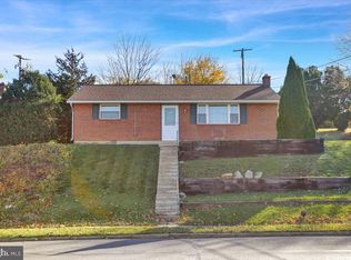 1392 New Holland Rd, Reading, PA 19607