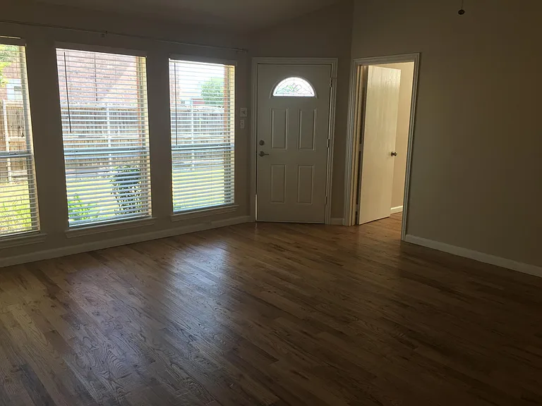 311 Tolleson Dr — Photo 12