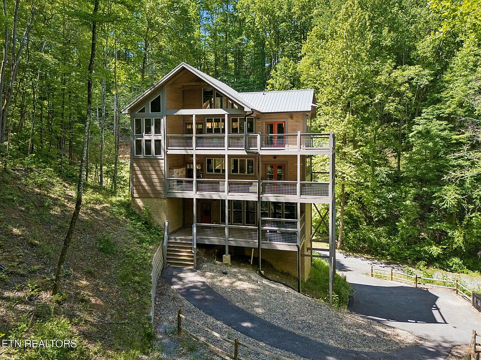 1st image of 5175 Riversong Way