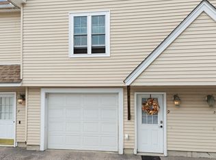 721 Mammoth Rd APT 9, Manchester, NH 03104