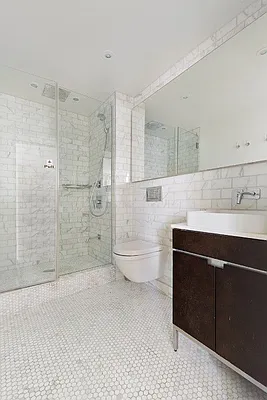 Rented by New York Casas Ltd. | media 26