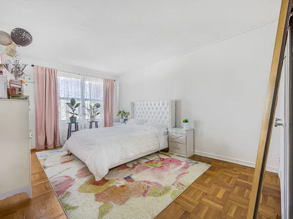 98-51 64th Avenue image 9 of 19