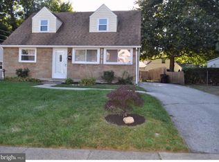 1015 Dale Rd, Secane, PA 19018