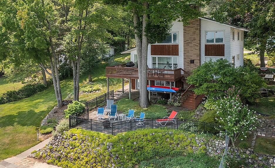 1149 E Hess Lake Dr, Grant, MI 49327 Zillow