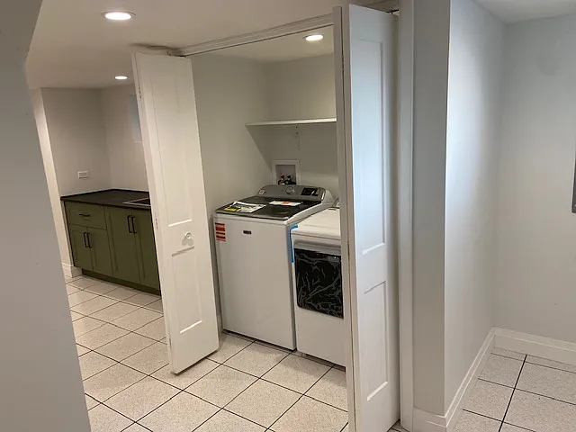 5439 N Normandy Ave — Photo 11