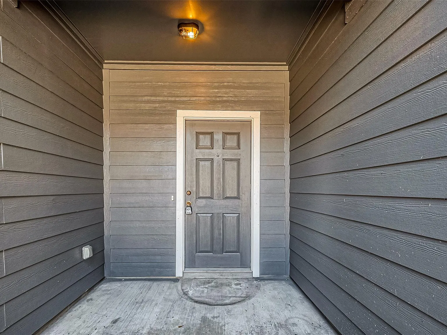 3 bed, 2.5 bath, 1626 sqft, $1,950 — Photo 3