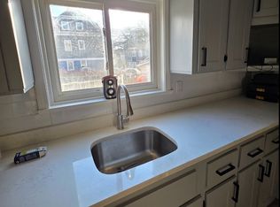 49 Berkley St UNIT 1, Fall River, MA 02724