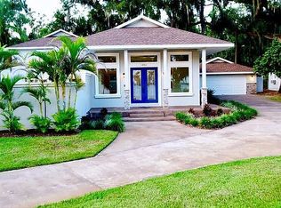 1451 Lake Howard Dr NW, Winter Haven, FL 33881