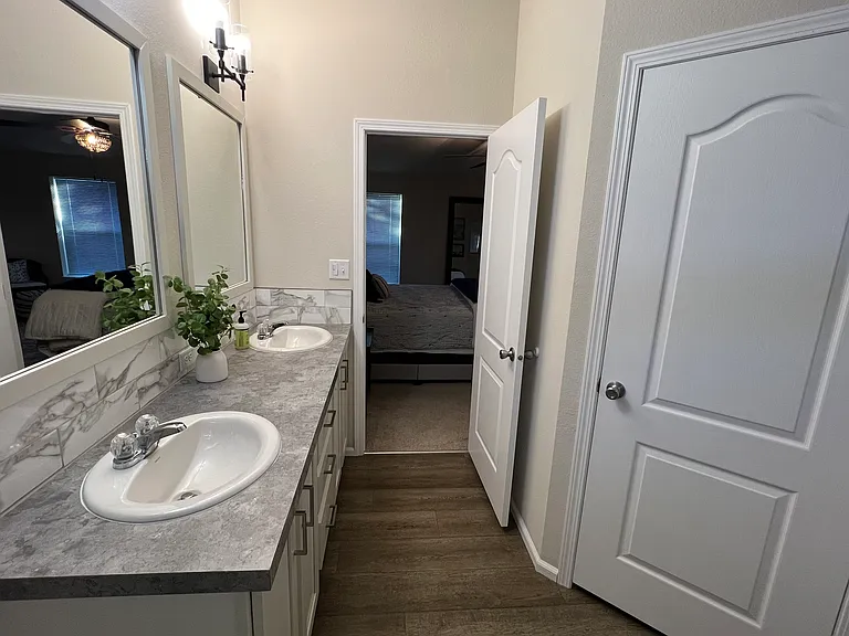 2242 Highway 101 N — Photo 15