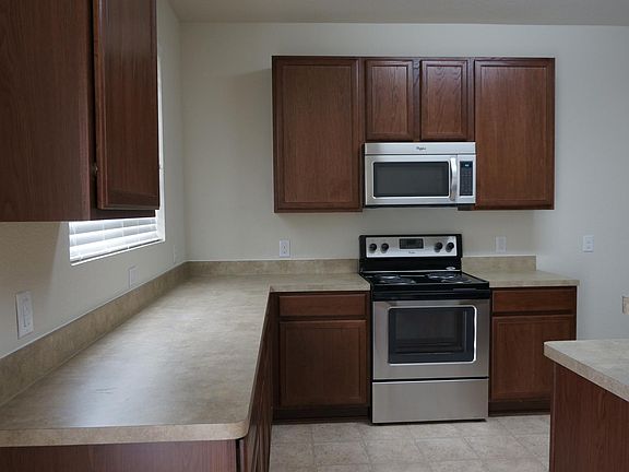 2nd image of 2305 Windsor Farms Dr