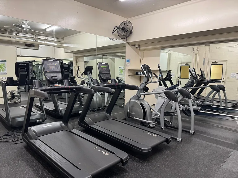 6770 Hawaii Kai Dr #203 — Photo 14