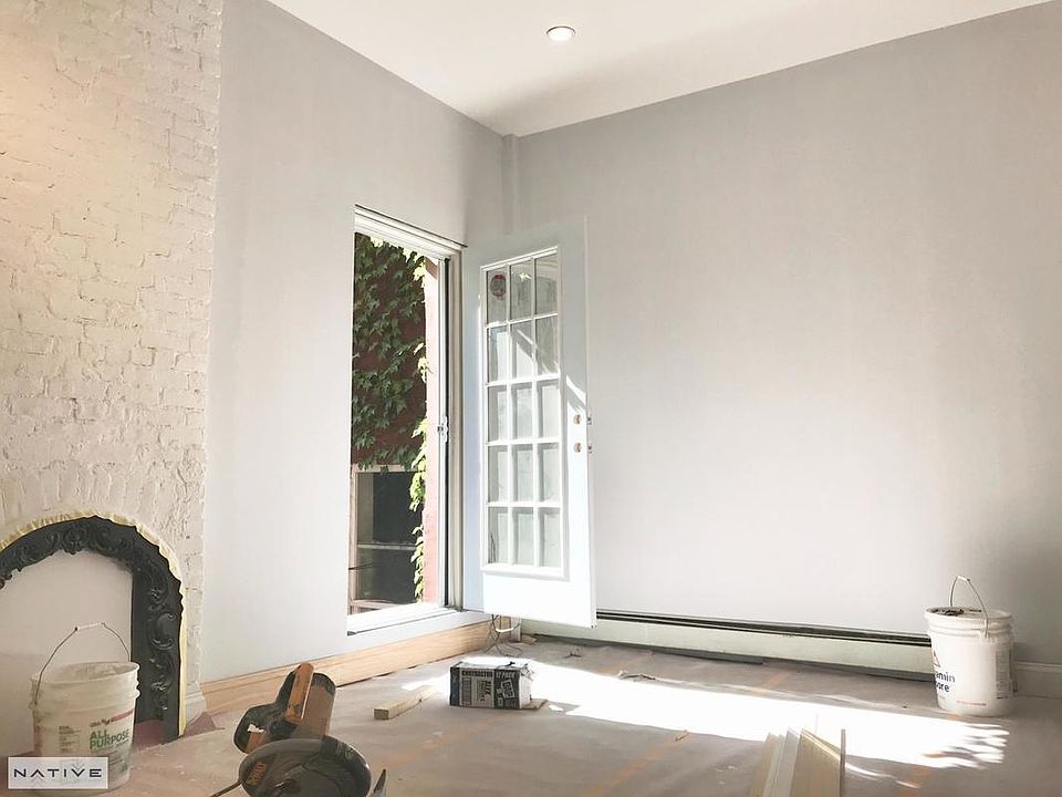 2nd image of 87 Clay St APT 1