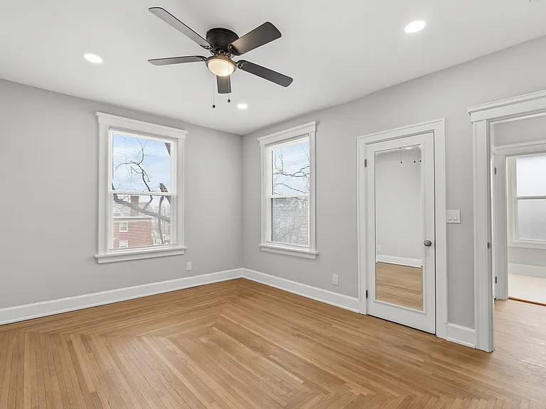 2978 Wardall Ave — Photo 22
