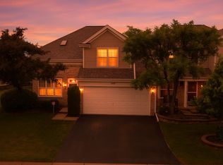 460 Michelangelo Dr, Bolingbrook, IL 60440