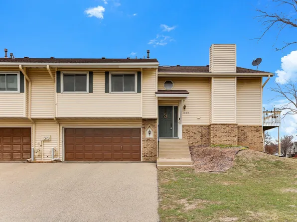 1000 Aston Cir, Burnsville, MN 55337
