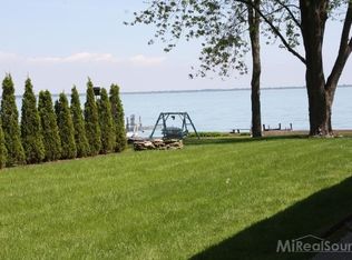 36869 Marquardt Ct, New Baltimore, MI 48047