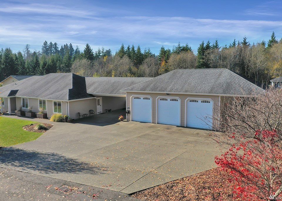 1st image of 225 Bowe Dr