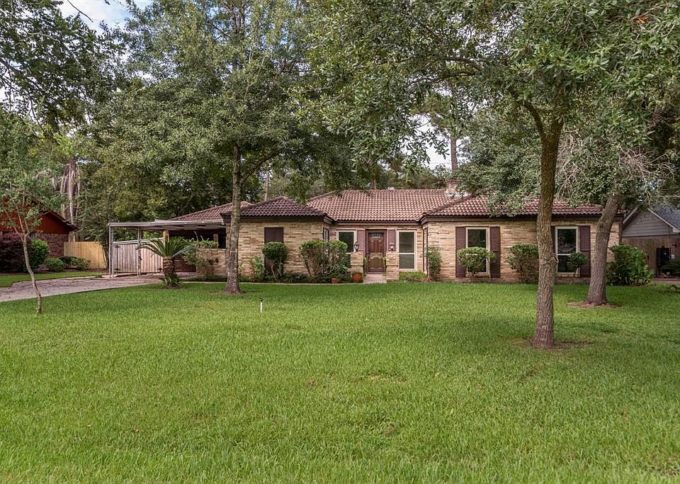 1st image of 108 Oak Manor Dr