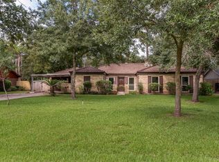 108 Oak Manor Dr, Alvin, TX 77511