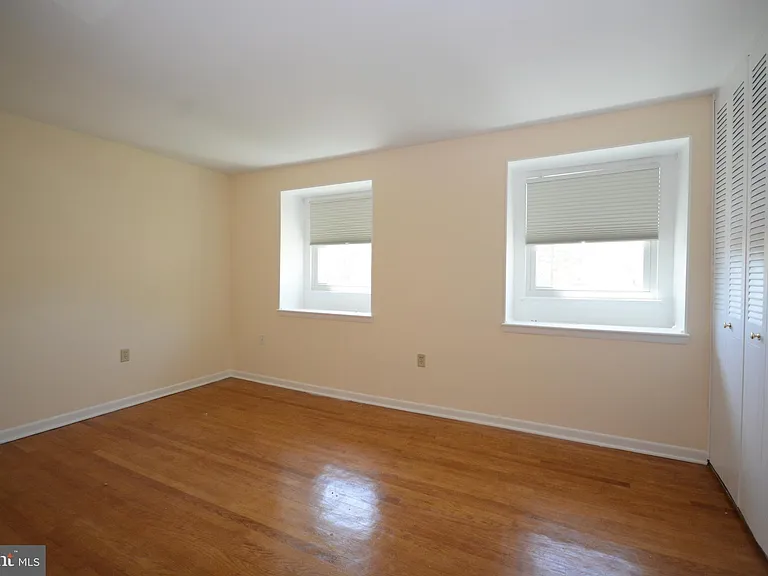 7316 E Springbrook Ct — Photo 16