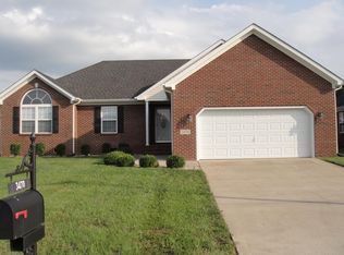 3470 Stone Briar St, Bowling Green, KY 42104