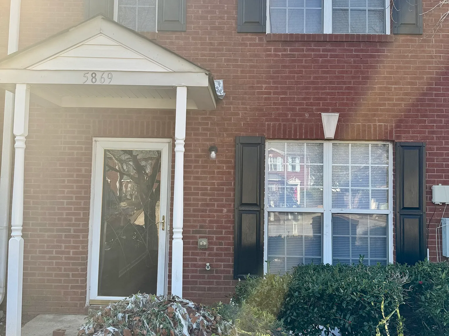 3 bed, 2.5 bath, 1340 sqft, $1,695 — Photo 1