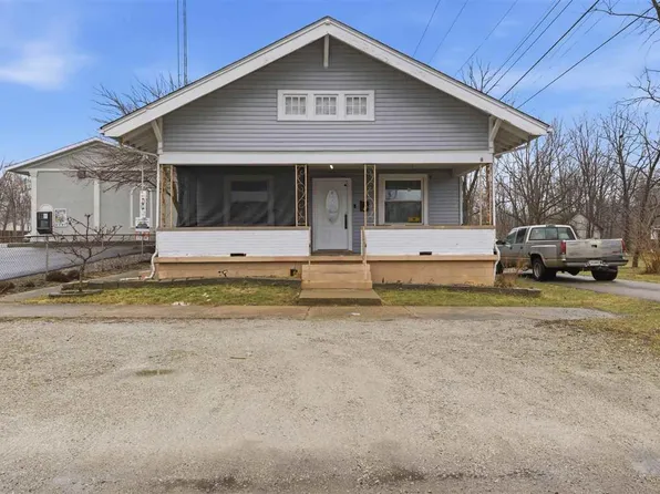 4 S Plum St, Cambridge City, IN 47327