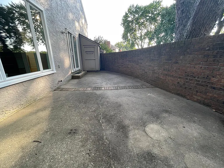 6259 Rosewood St — Photo 19