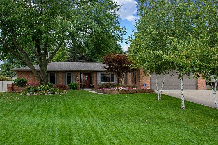 1st image of 5615 Abshire Dr